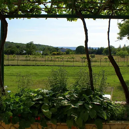 House Vezo 別荘 Raša