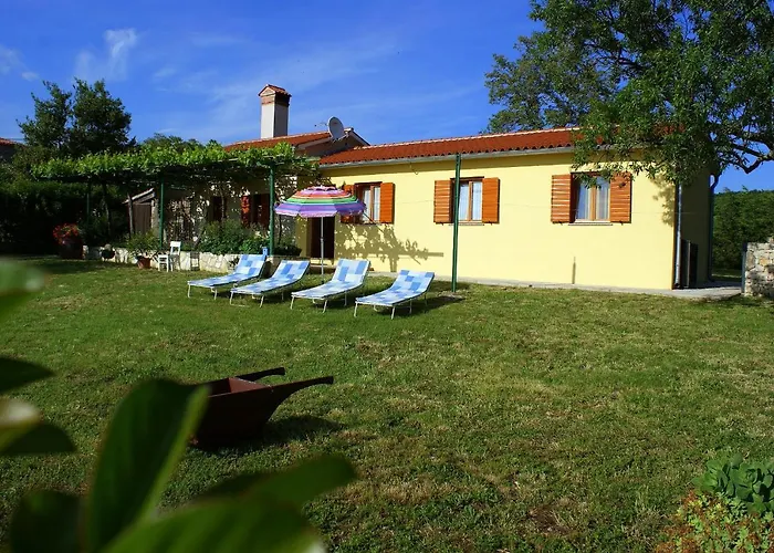 Vikendica House Vezo