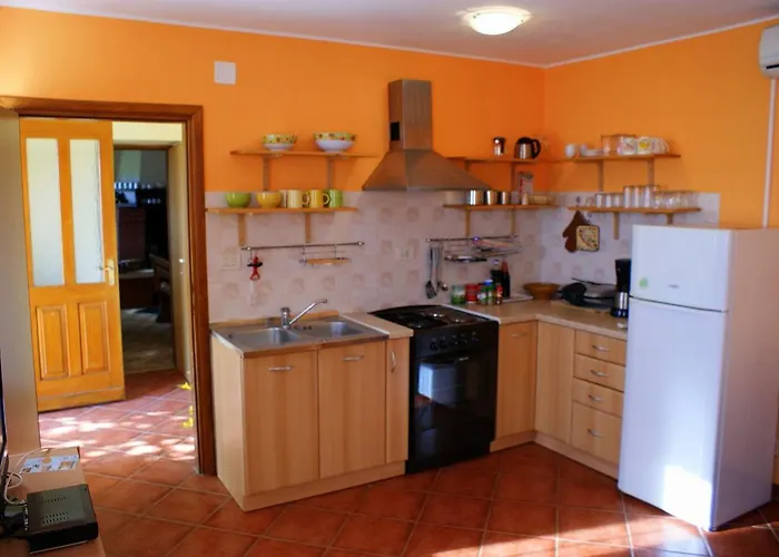 Vikendica House Vezo